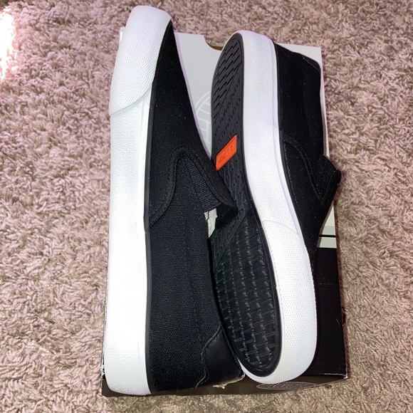 Lugz 🆕👟Clipper Women's Slip-On Sneakers Size 8 - Picture 7 of 11